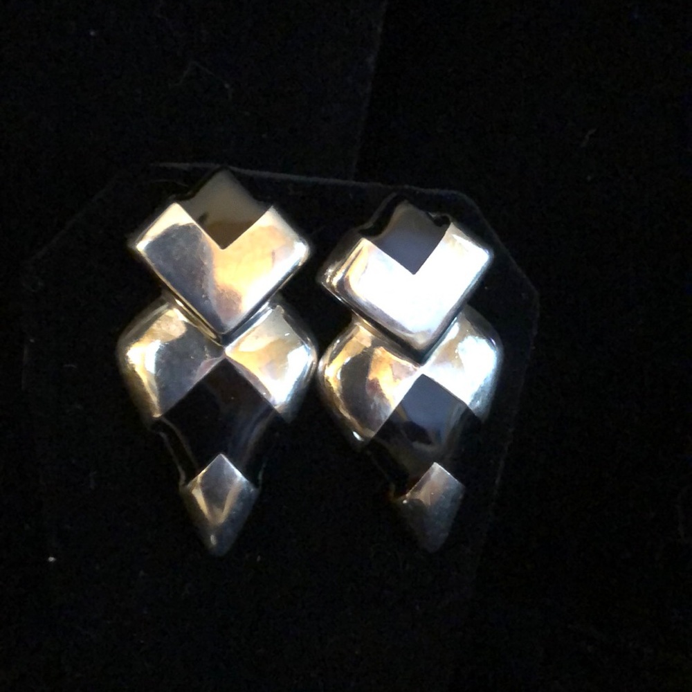 Bayanihan Sterling & Onyx Earrings